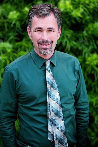 Robbins Daniel